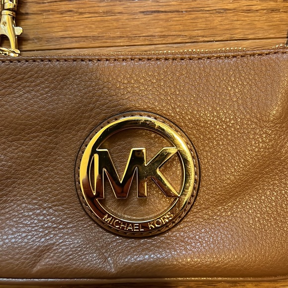 Michael Kors- Medium Embellished Logo Canvas Pouch - Picture 3 of 4